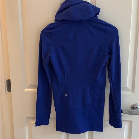 🍋 lululemon zip-up hoodie, blue, size 4 (xs) - Picture 6 of 9